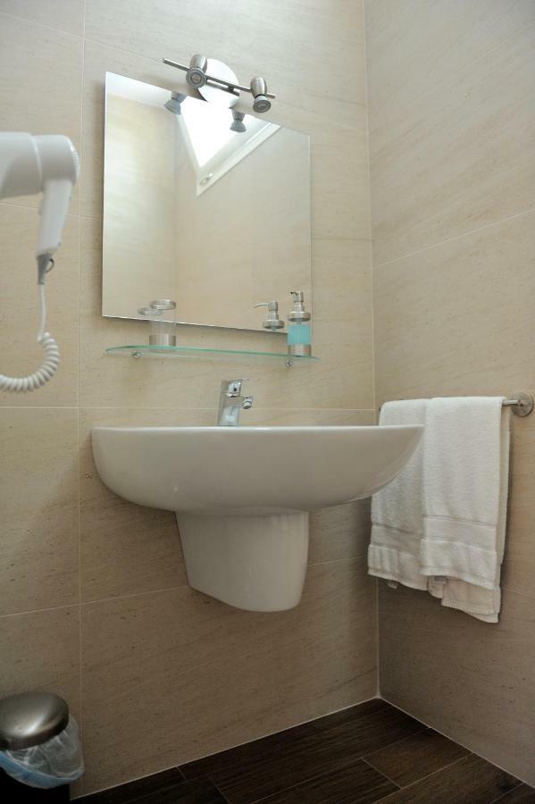 B&B Sun House Modugno Exterior foto
